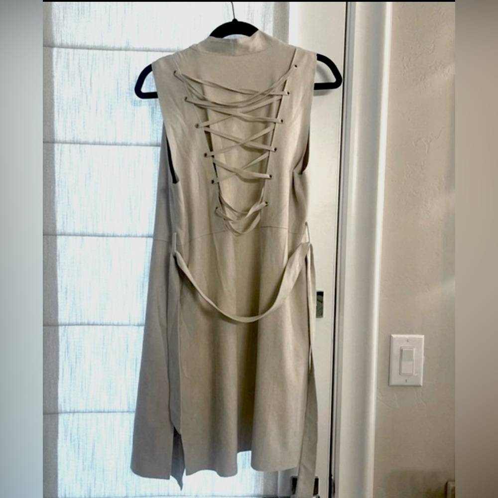 Suede (faux) Jacket/Vest Cream/Light taupe Size Medium. - Picture 3 of 9